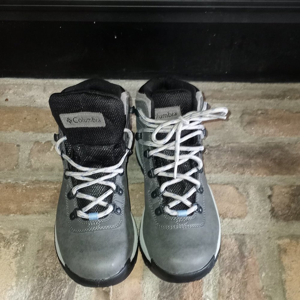 COLUMBIA Newton Ridge hiking shoes